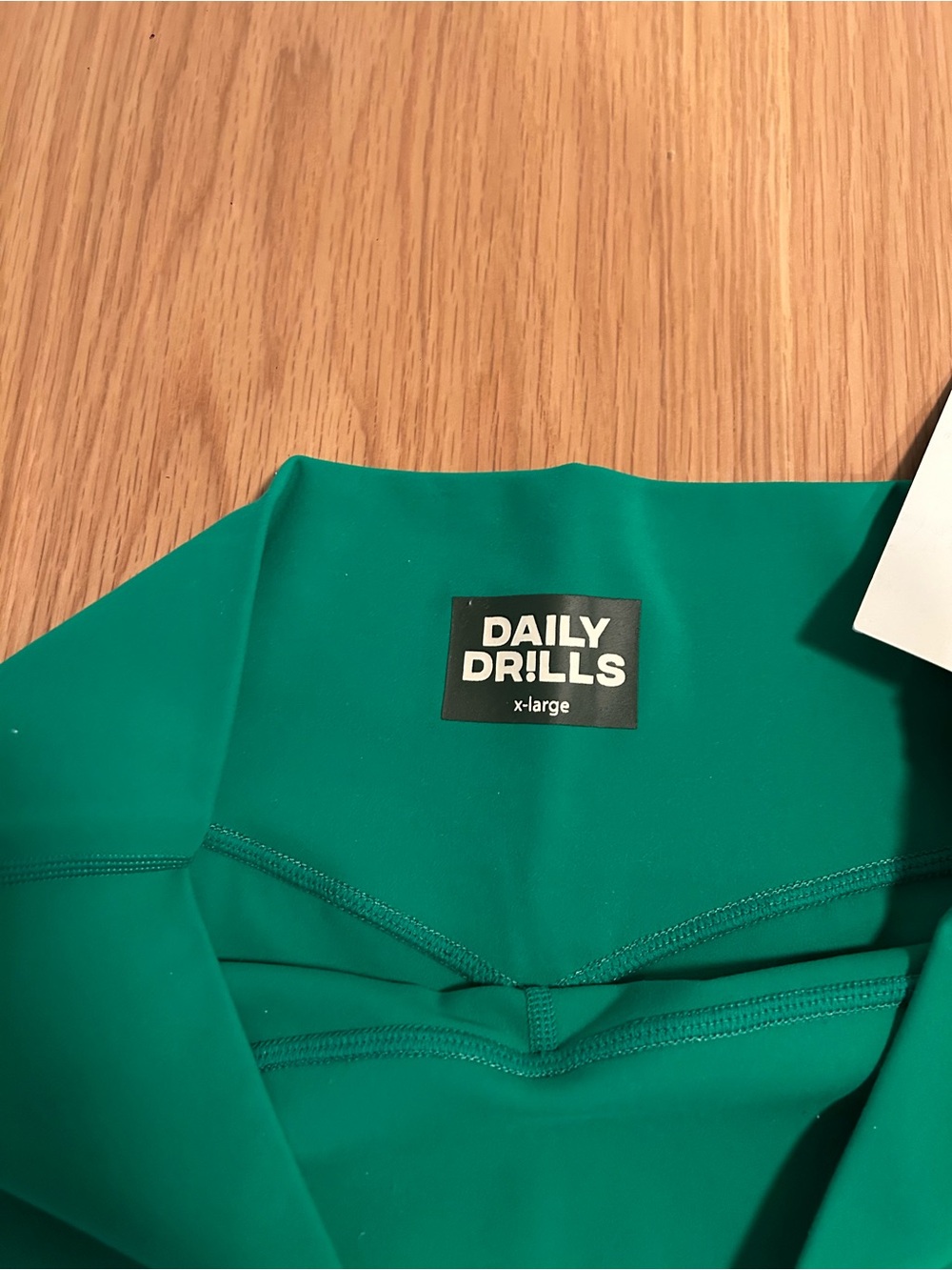 Daily Drills Chill! Everyday Bra & V Shortie Shorts Set- Kelly Green Size XL NWT - Picture 15 of 16